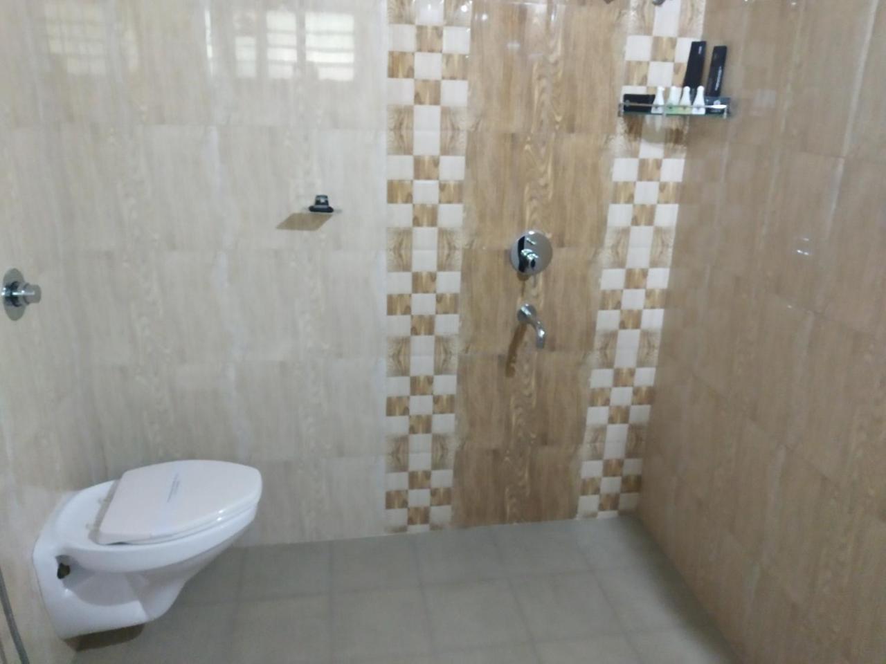 Shoolin Resorts 马尼帕尔 外观 照片